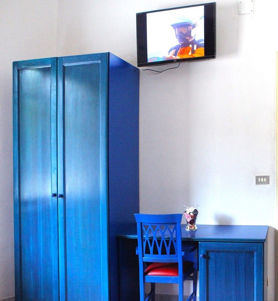 Viale Dei Pini Bed & Breakfast