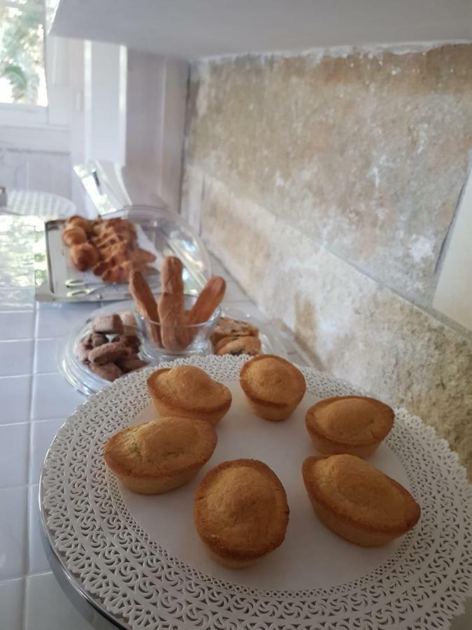 Bed & Breakfast Viale Dei Pini 2*